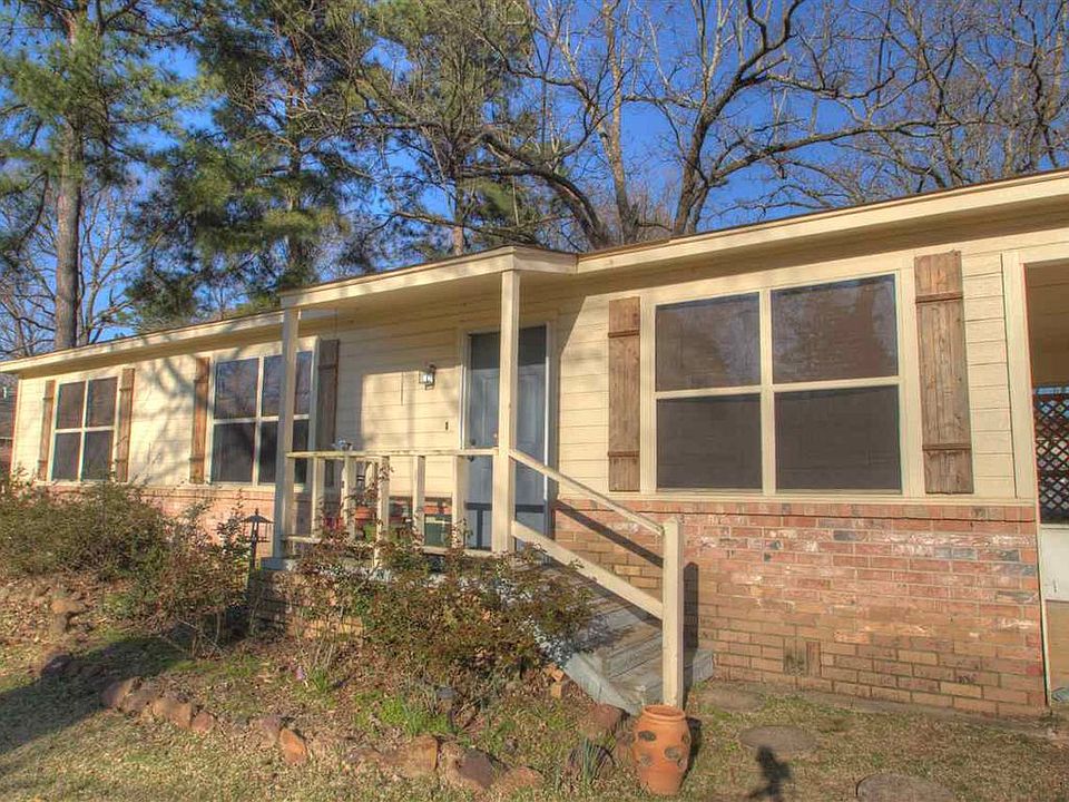 1st image of 4 Smith Dr
