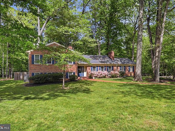 3rd image of 2400 Beekay Ct