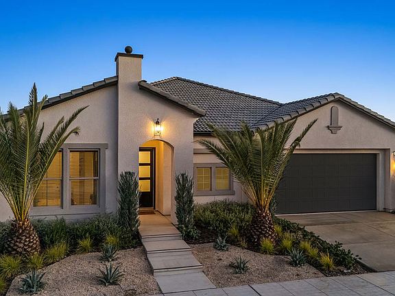 Bella Exterior