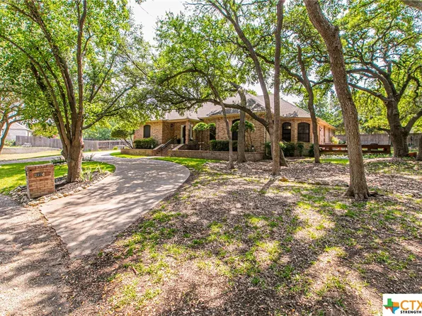 2219 Indian Trl, Salado, TX 76571