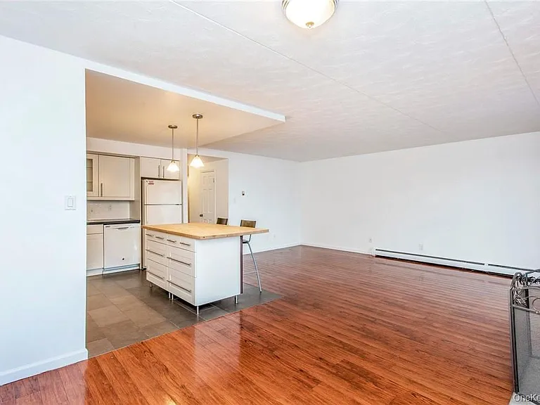 1494 Shore Dr #7F — Photo 6