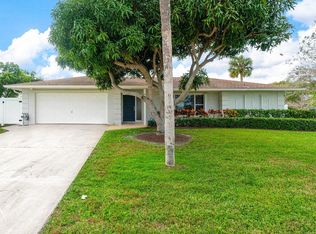9985 Dahlia Ave, Palm Beach Gardens, FL 33410