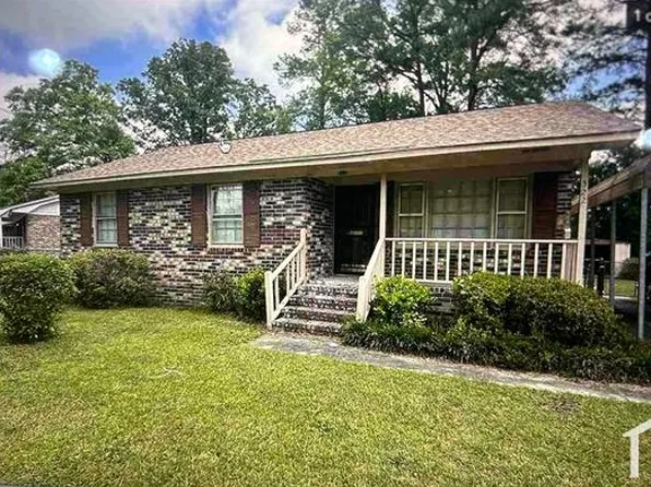 522 Independence Ave, Lake City, SC 29560