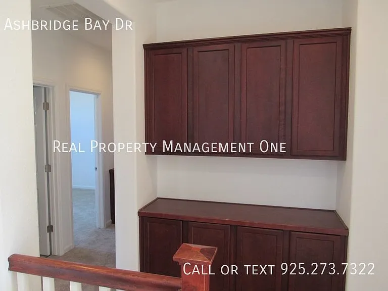 1064 Ashbridge Bay Dr — Photo 28