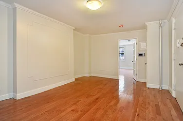 Rented by Amicourt LLC