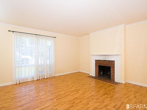 4th image of 232 Rockwood Dr