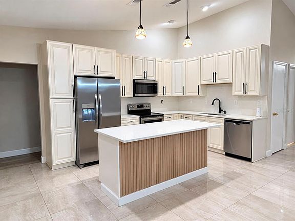 5th image of 6111 SHINGLER AVENUE