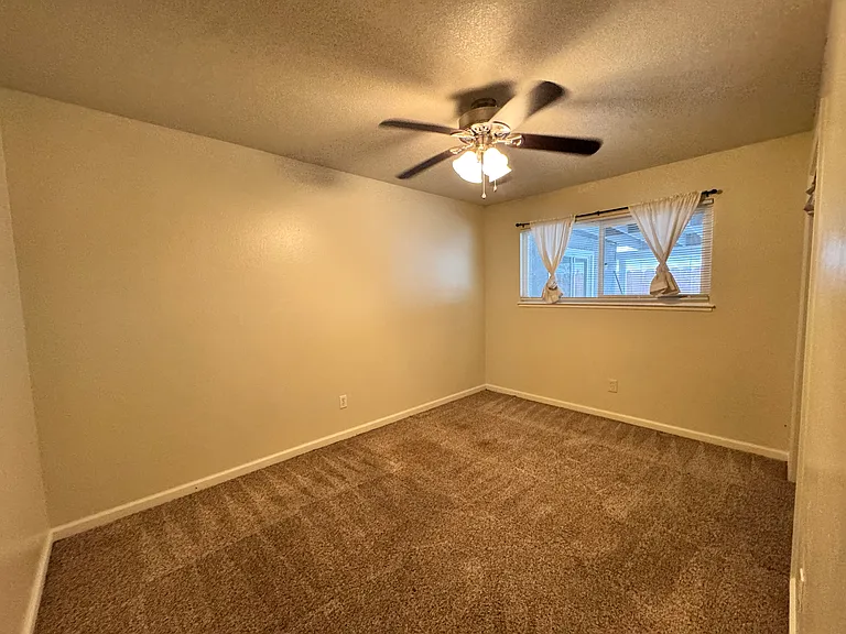 3115 W Santa Ana Ave — Photo 9
