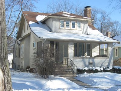 2231 Pioneer Rd, Evanston, IL, 60201