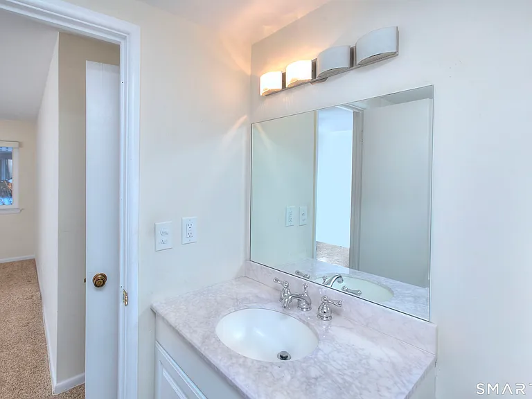49 Southport Woods Dr #49 — Photo 8