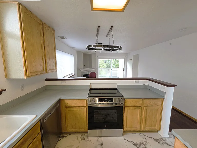 2850 Aurora Ave #301 — Photo 11