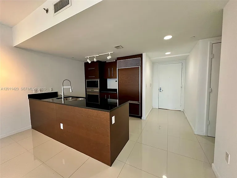 475 Brickell Ave #1614 — Photo 8