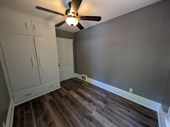 4th image of 115 S Commonwealth Ave #1