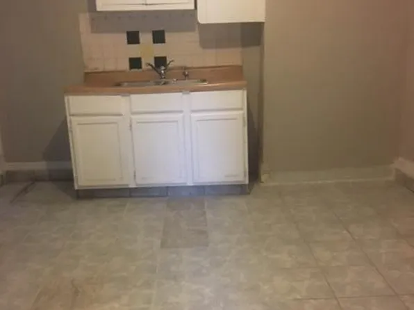 2030 W 18th Pl, Chicago, IL 60608