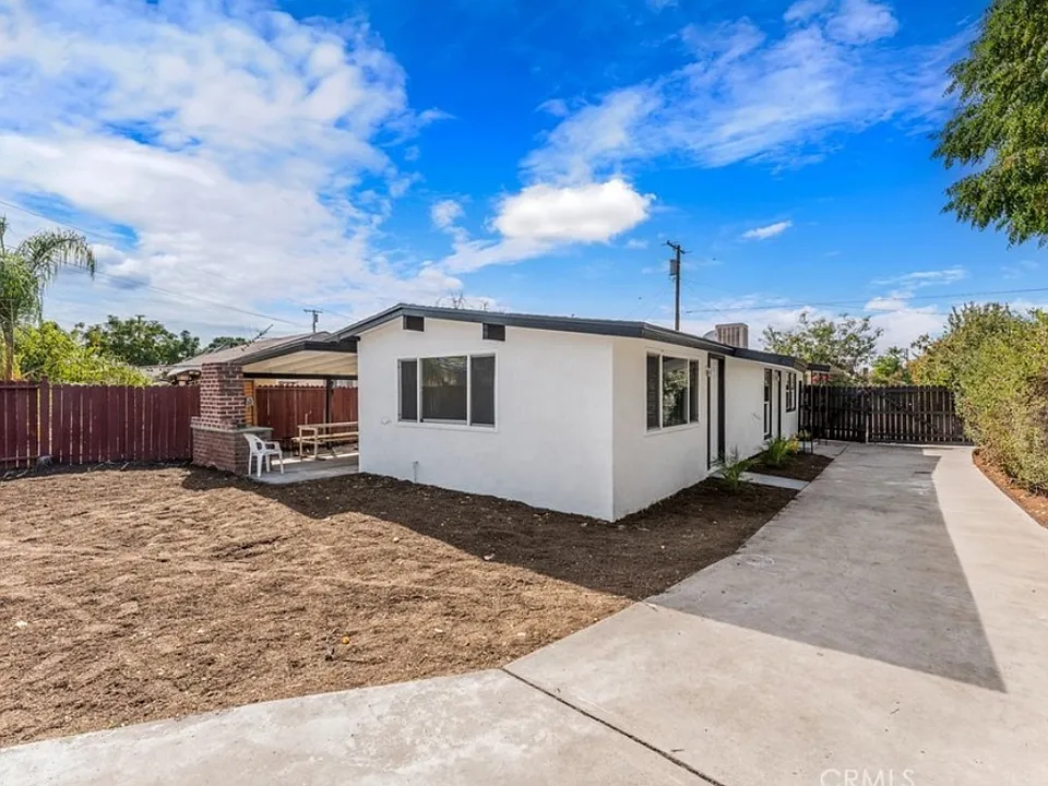 1128 Webster St #2