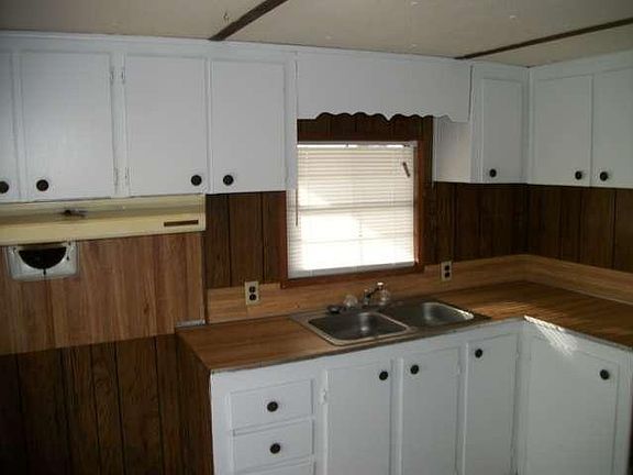 5th image of 2509 Meadows Park Ln