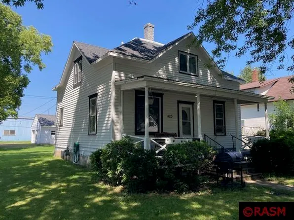 420 Walnut St SW, Sleepy Eye, MN 56085