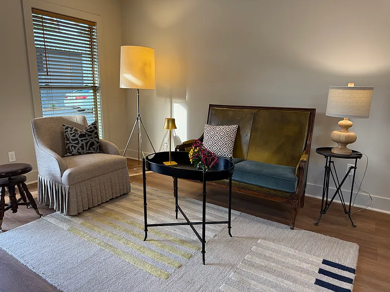 605 General Mouton Ave #102 — Photo 8