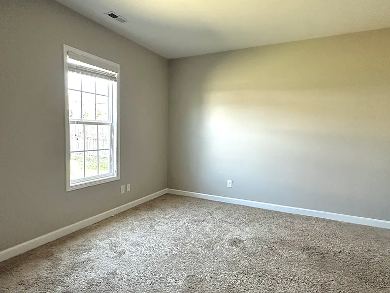 6008 Crown Ridge Ct — Photo 13