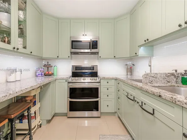 5750 Collins Ave, Miami Beach, FL