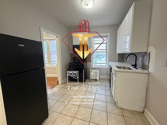2nd image of 863 Pavonia Ave APT 11