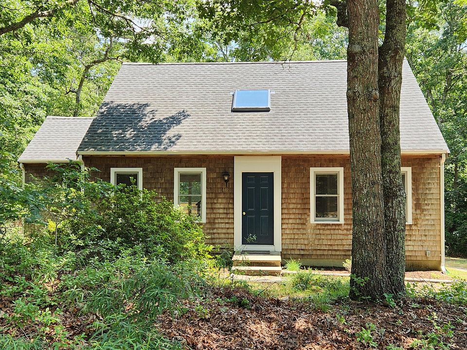 1st image of 449 Holly Avenue