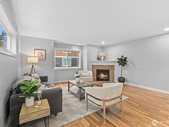 4th image of 930 N 96th Street