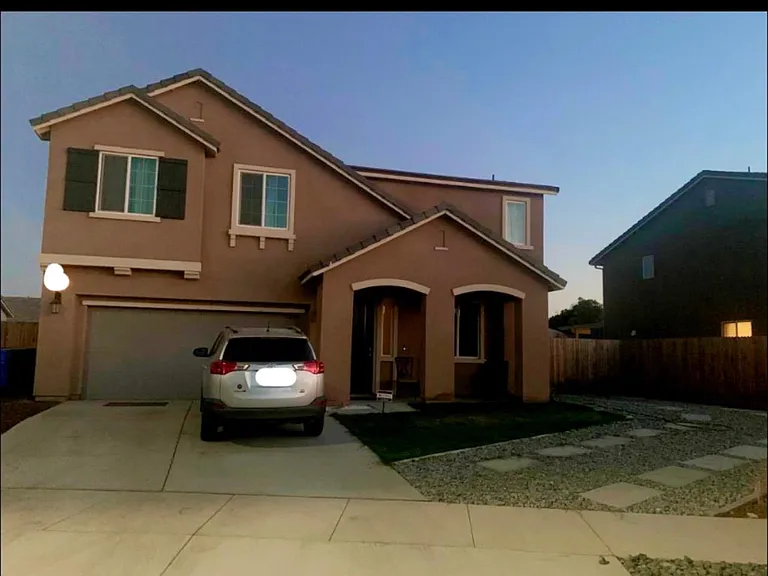 435 Pearl Dr — Photo 3