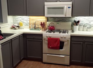 1830 Misty Ridge Ln, Aurora, IL 60503