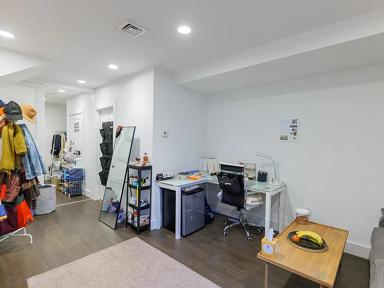 66 Hooker St #66 — Photo 17