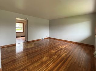 4018 28th Ave APT 6, Kenosha, WI 53140