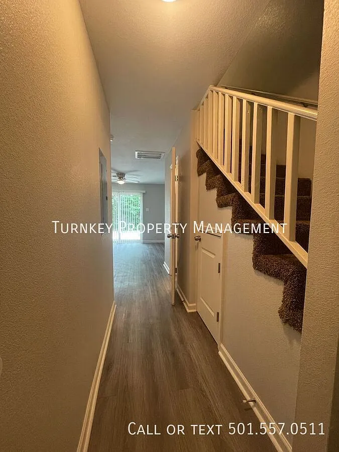 8906 Morris Manor Unit 4 -- Half Off First Month's Rent !! — Photo 2