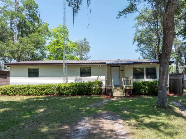 8739 288th St, Branford, FL 32008