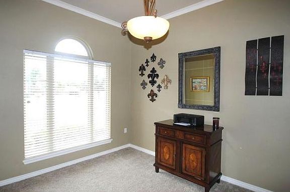 2nd image of 1118 Woodbrook Dr