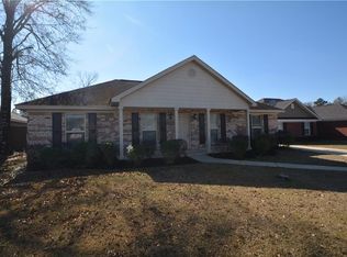 8103 Foxtail Ln, Semmes, AL 36575