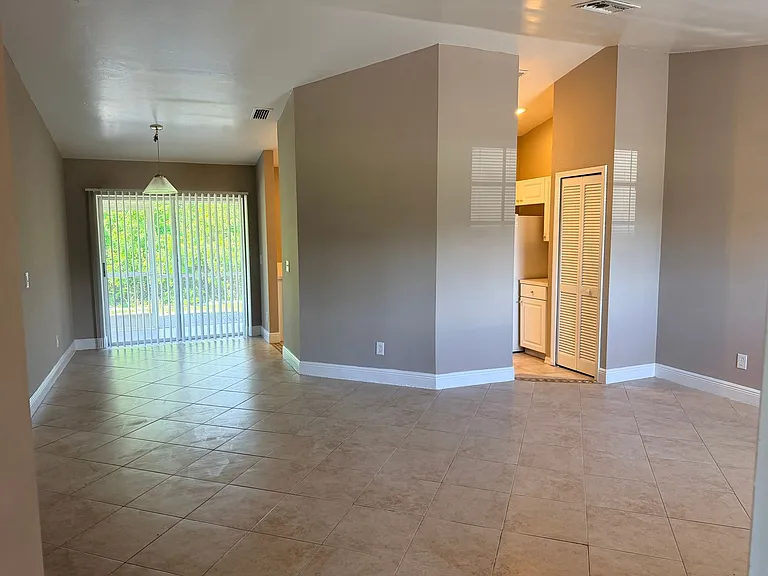 714 Jack Ave S — Photo 7