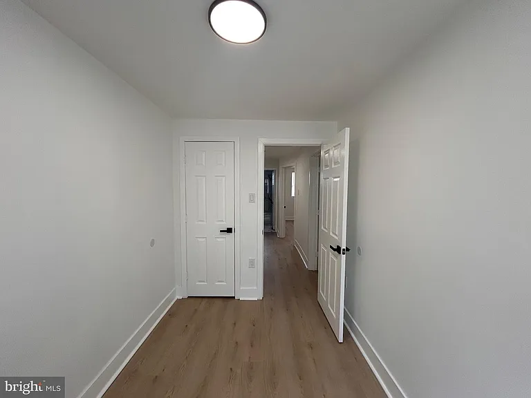 8033 Williams Ave — Photo 20