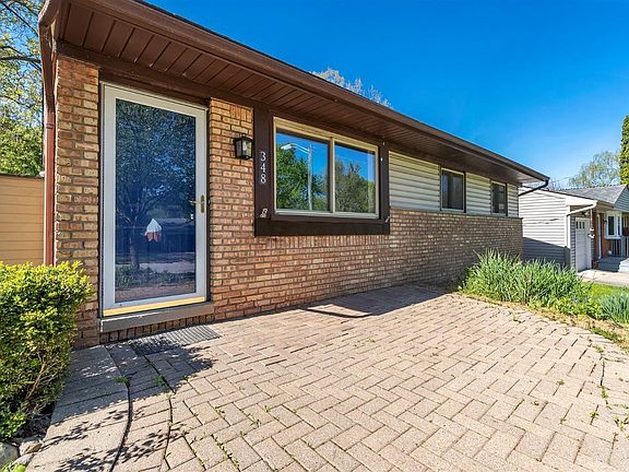 2nd image of 348 Larkspur St