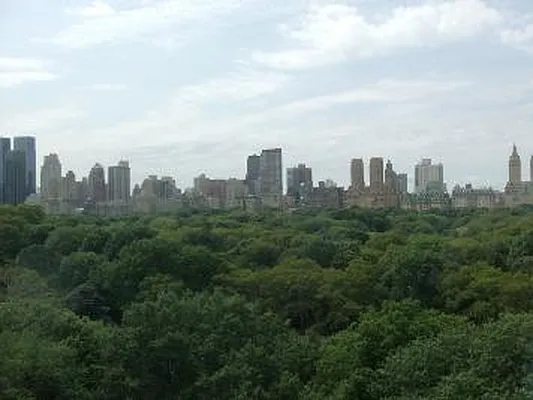 Sold by Corcoran | media 24