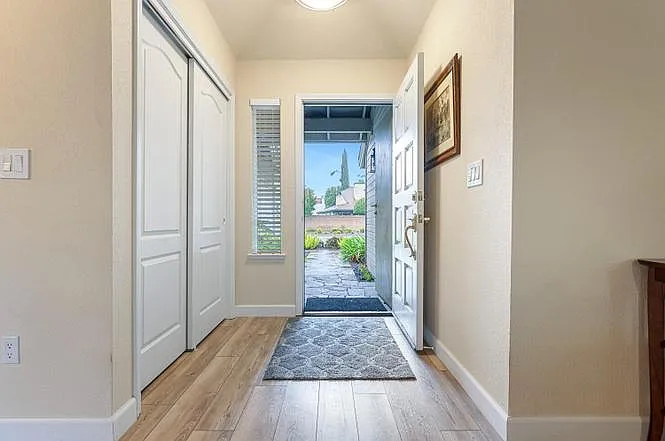7587 N Spalding Ave — Photo 14