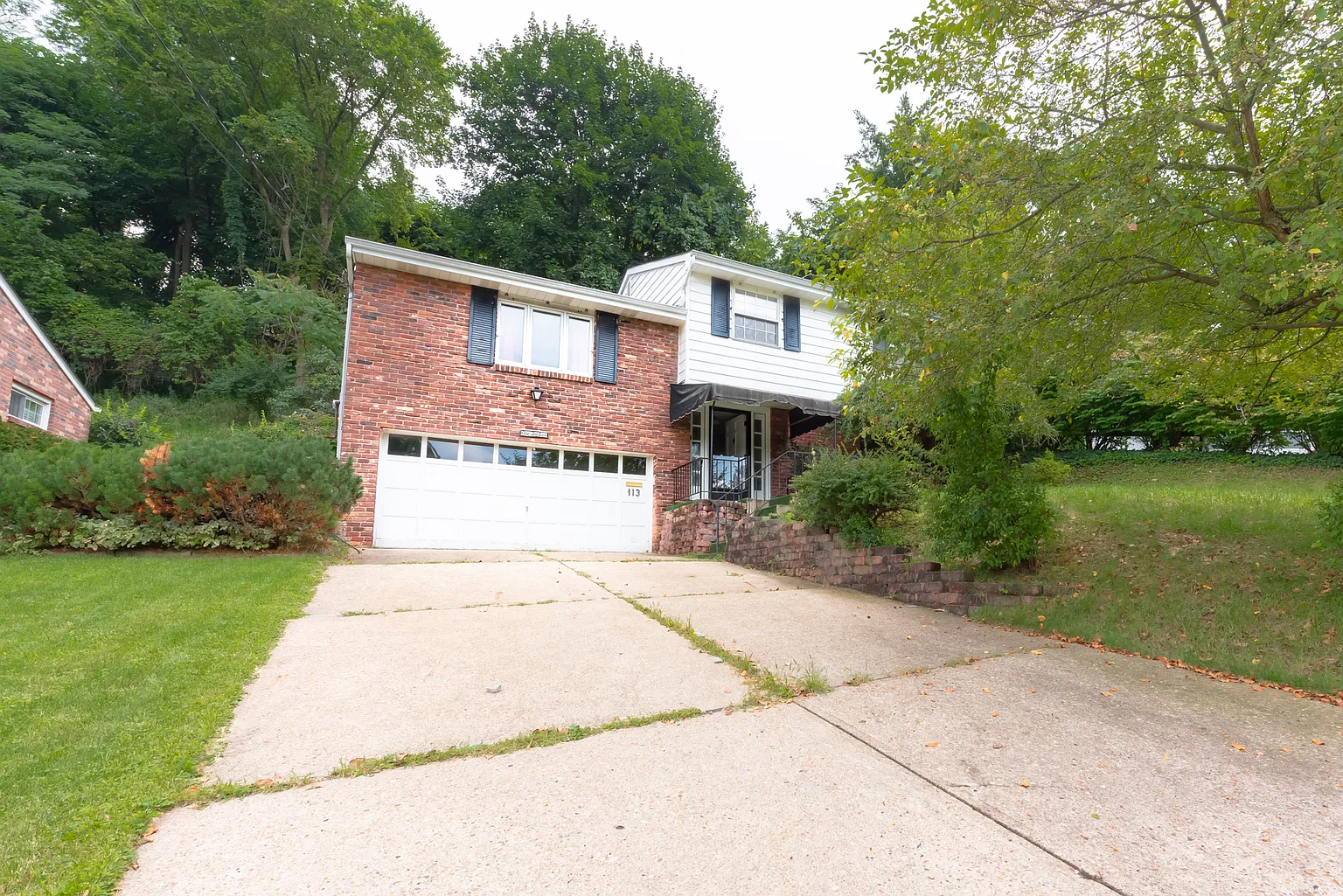 113 Susan Dr photo 1