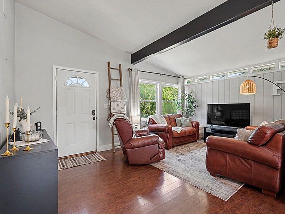 4th image of 2110 Floyd St SW