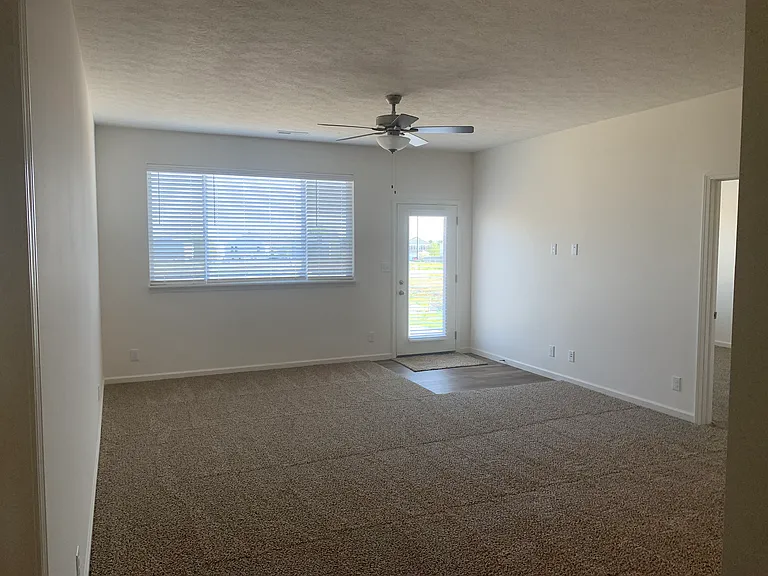Avalon Bluffs — Photo 133