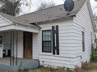 182 James St, Forsyth, GA 31029