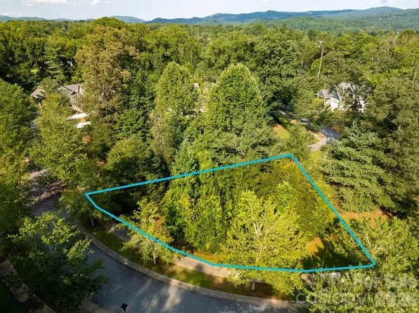 26 Cadence Cir, Brevard, NC 28712