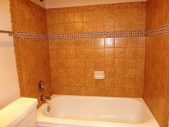 5th image of 1000 Bayside Dr Unit 309
