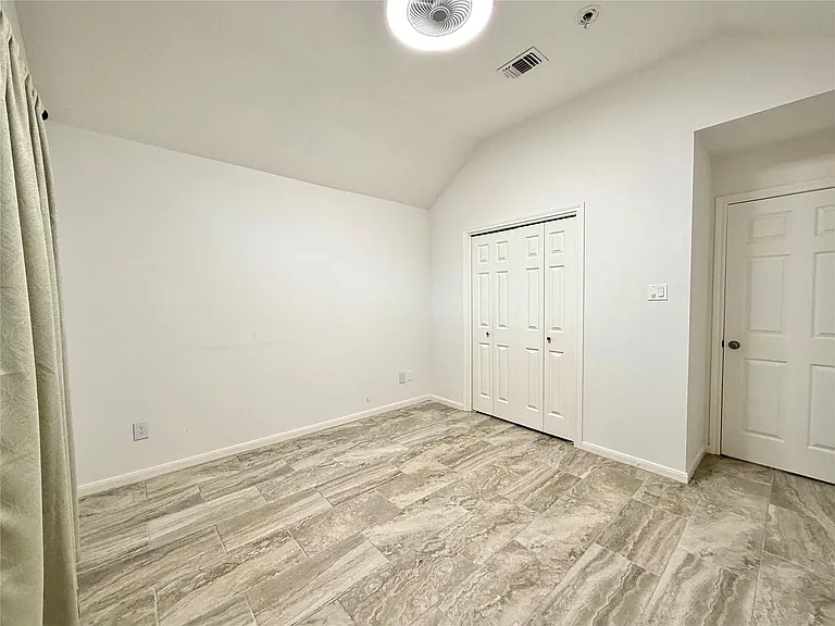 3226 Candlepine Dr — Photo 5