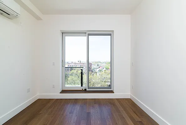 Rented by Nooklyn NYC LLC | media 50
