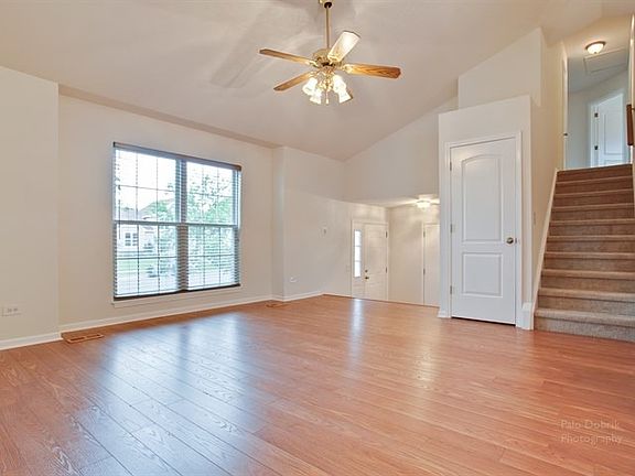 4th image of 614 Grace Dr