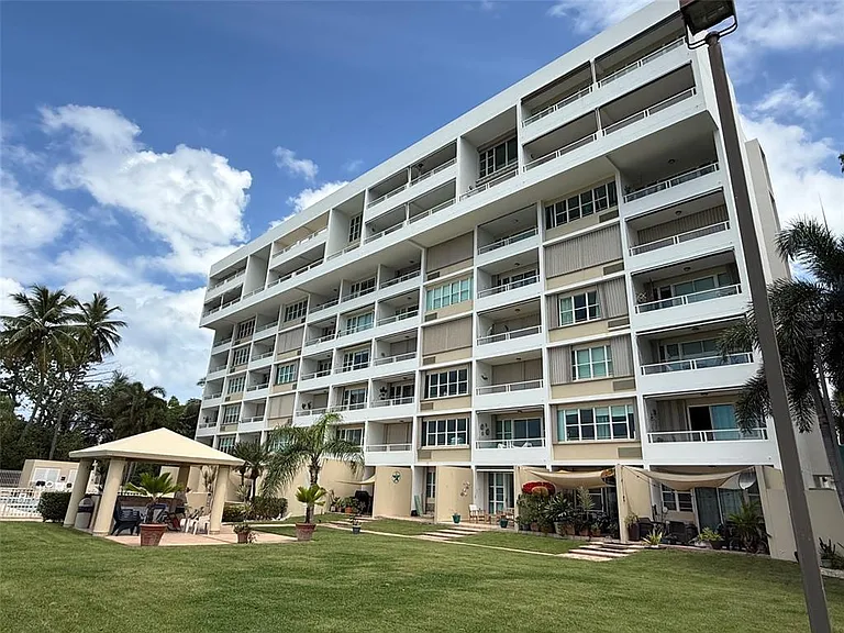Condo Pelican Reef Apt 302 #302 — Photo 15